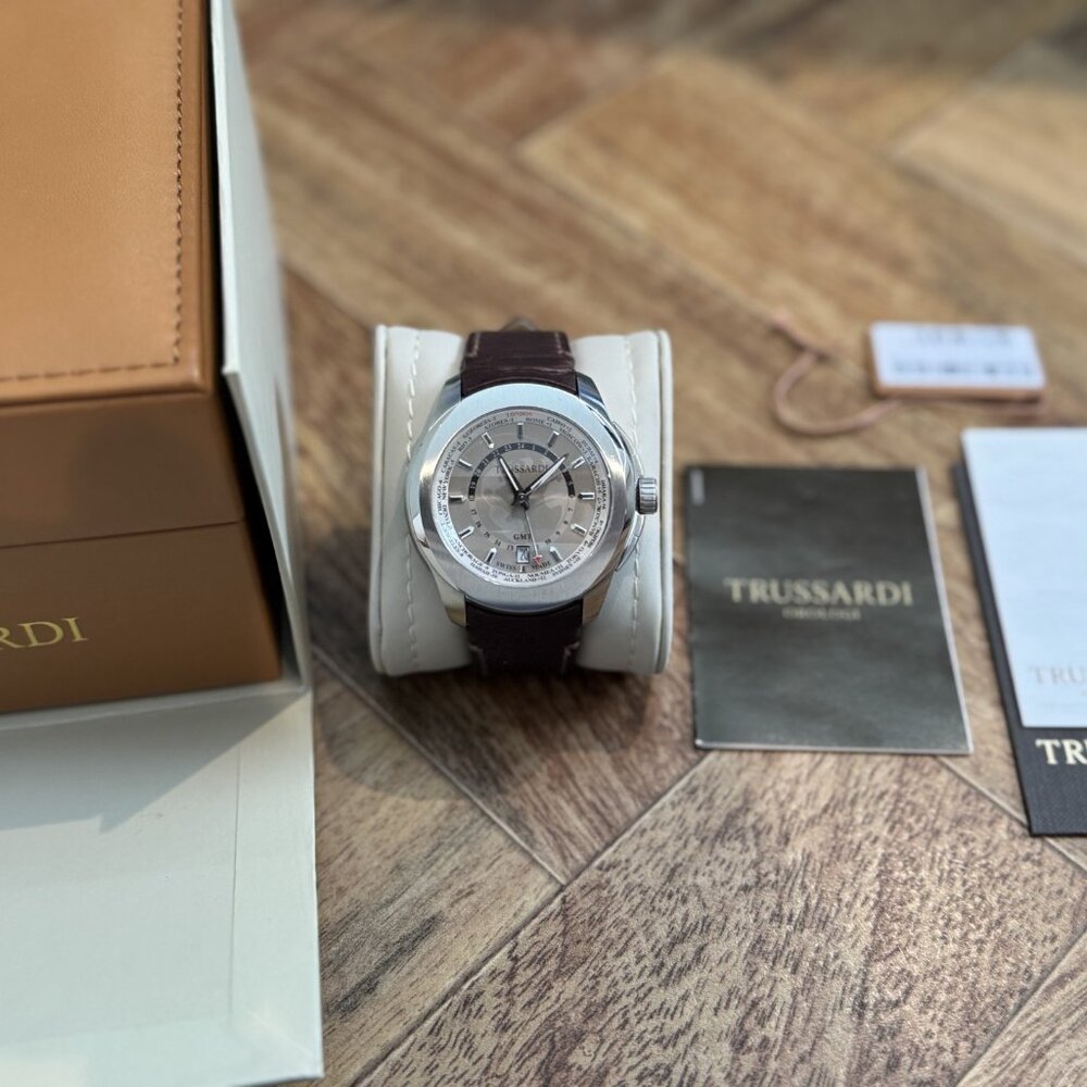 TRUSSARDI OROLOGI T01 GMT 3H BROWN DIAL BROWN STRAP R2451100001 DATE WATCH - Picture 7 of 10